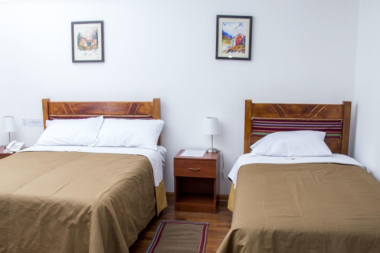 Hotel & Bungalows Villa Valencia Huaraz  Buitenkant foto